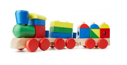 Дървено дидактическо влакче за нанизване и бутане